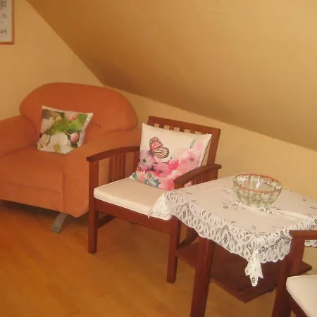 Apartment Ferienwohnung In Der Rhon Meiningen